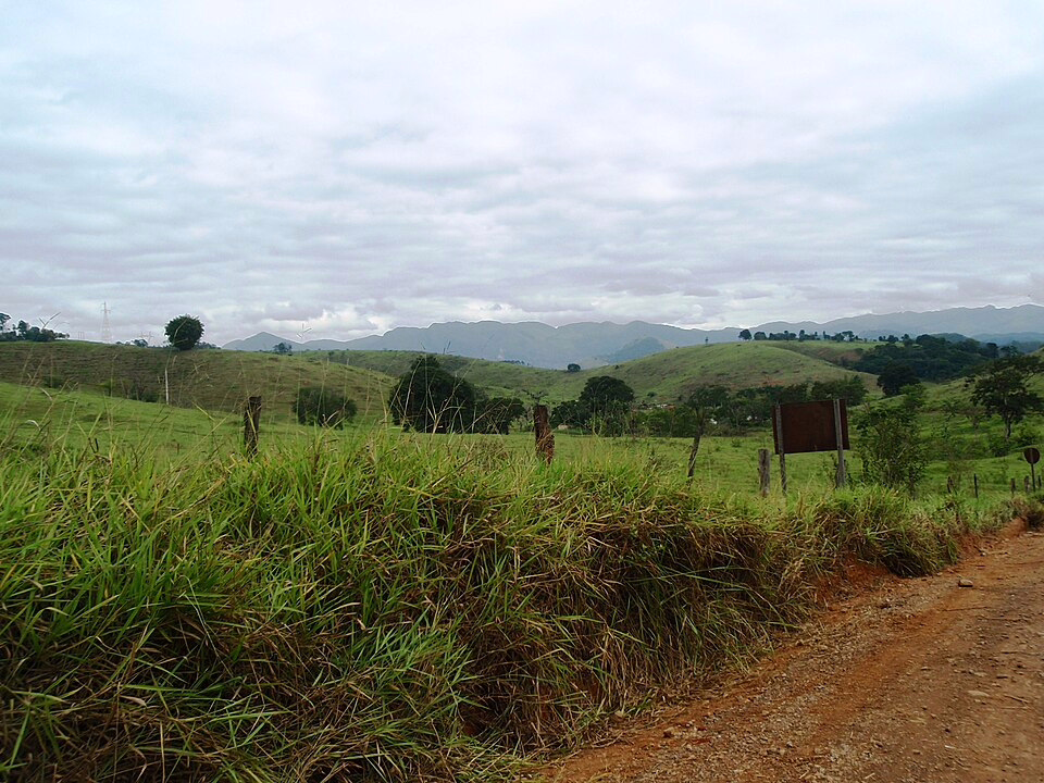 Zona rural de Santana do Paraíso.