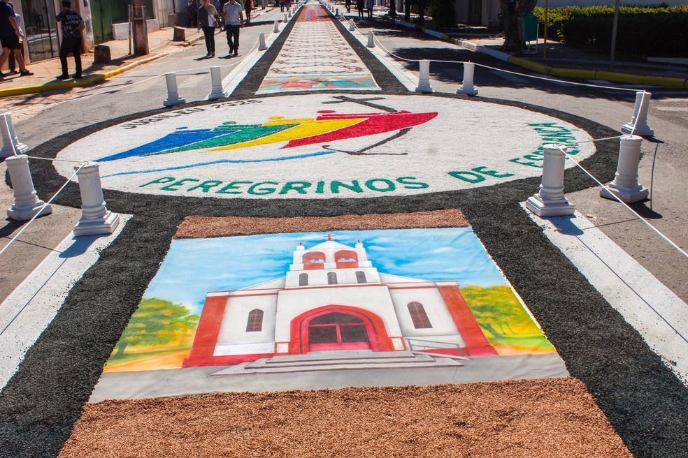 Celebração de Corpus Christi preservou a tradição em Piquerobi (SP)