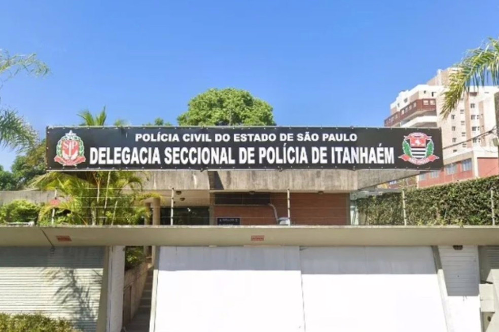 De acordo com o boletim de ocorrência, o homicídio foi registrado na Delegacia Seccional de Polícia de Itanhaém (SP)