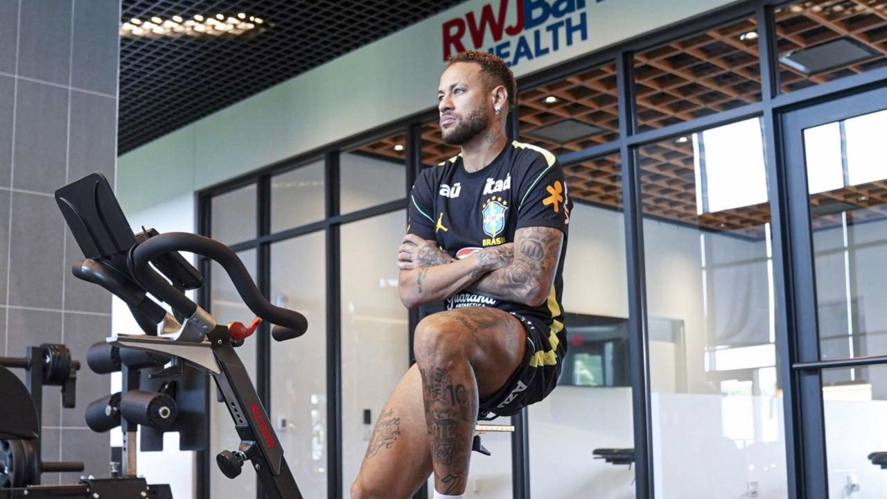 Neymar em recuperação de lesão na Seleção Brasileira