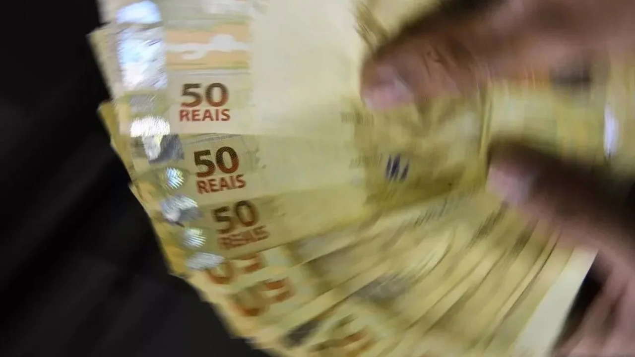 Com as deduções corretas, contribuintes podem reduzir o valor a pagar no Imposto de Renda ou aumentar a restituição.