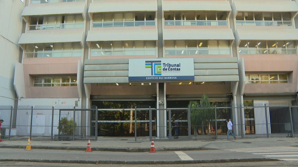 Fachada da sede do TCE-RJ