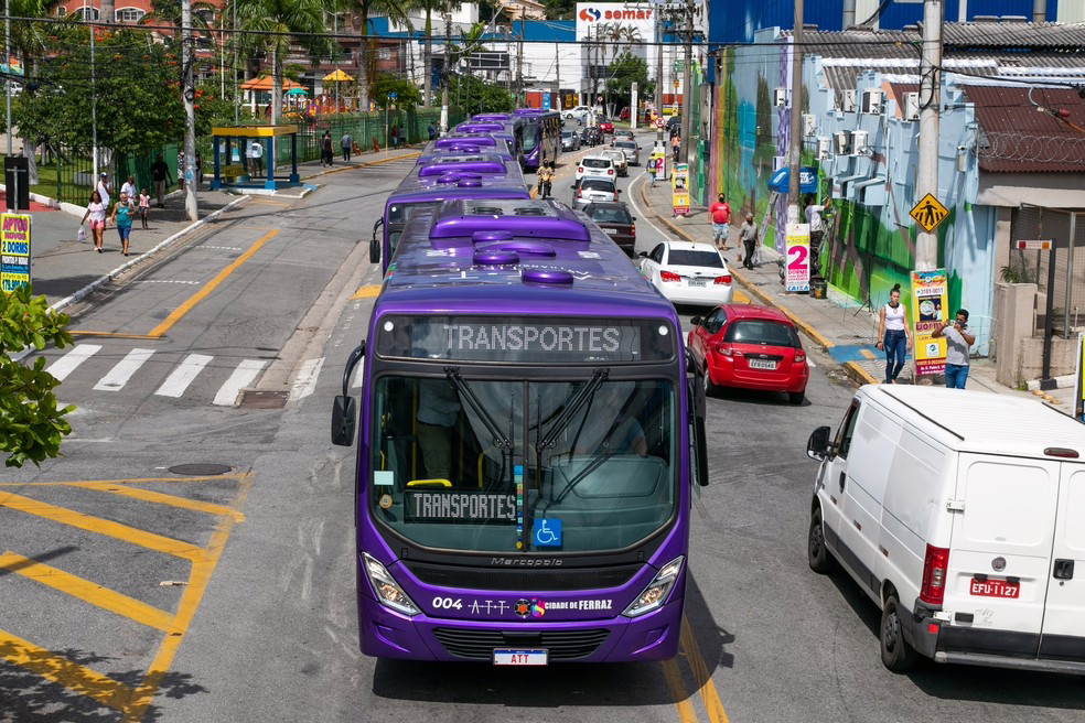 Transporte municipal em Ferraz de Vasconcelos passa a ser gratuito aos domingos e feriados