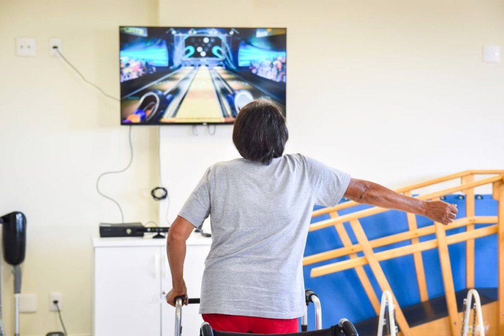 Videogame é incorporado à reabilitação de pacientes em São Vicente, SP