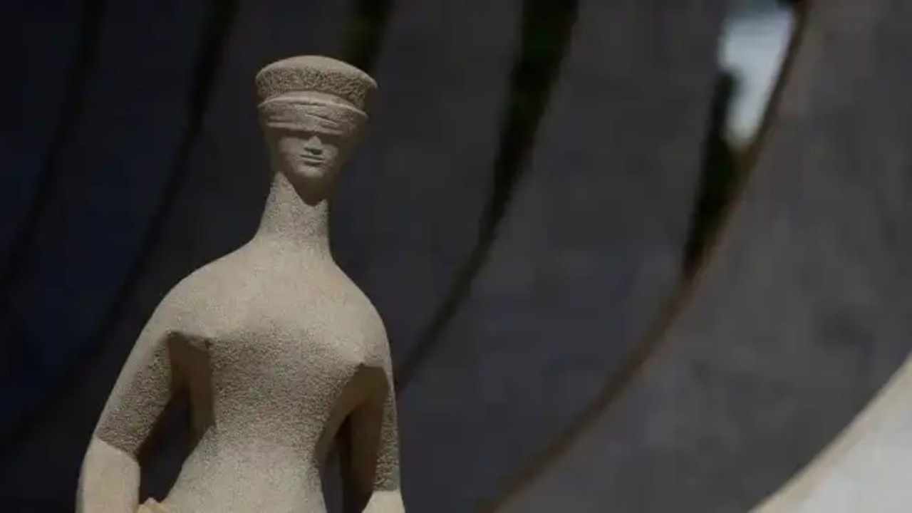 Pesquisa mostra que população é contra 'bônus' ao Poder Judiciário e ao MP