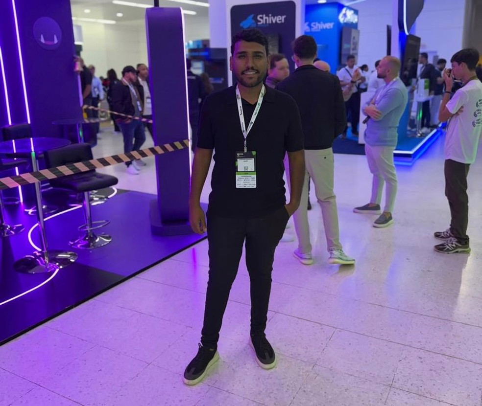 Leonardo Siqueira Alves, de 26 anos, foi visto pela última vez em 12 de julho