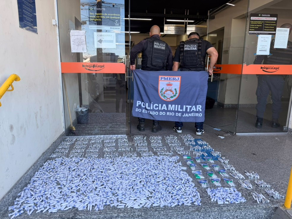 Jovem é detido com mais de 1,9 mil cápsulas de cocaína em Angra dos Reis