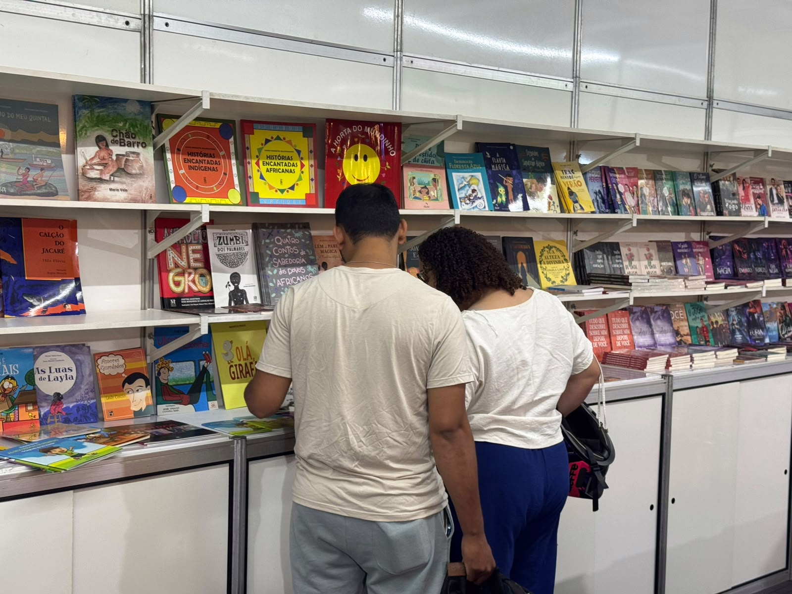 Evento segue até domingo (9) com programação gratuita voltada para crianças, jovens e adultos.