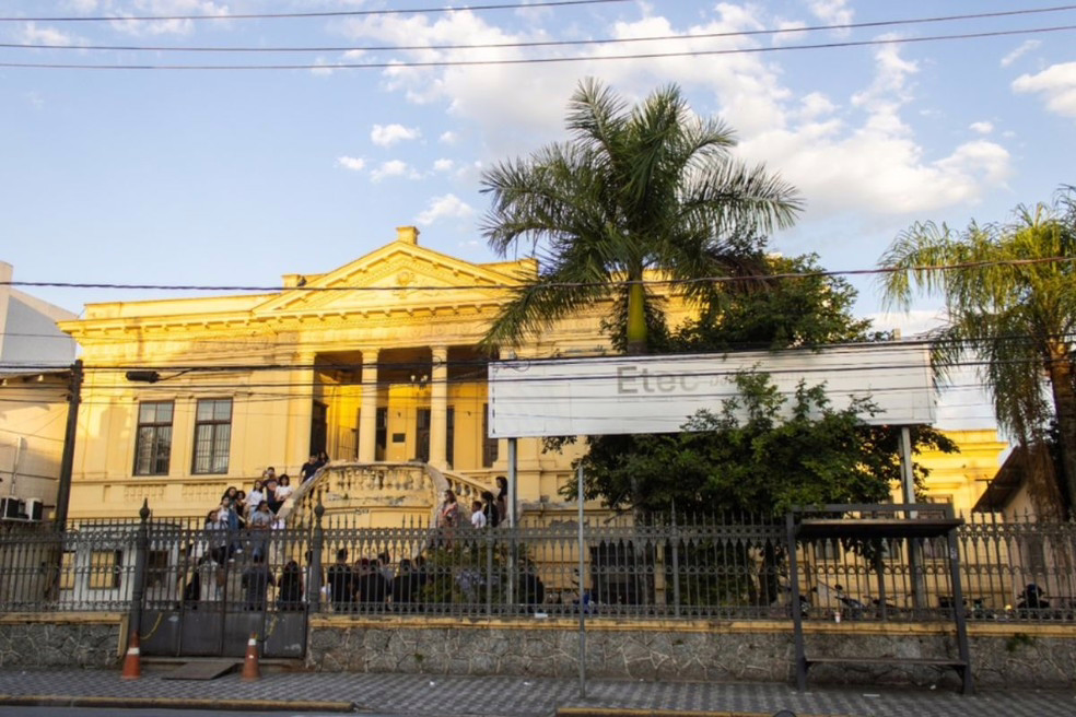 Etec de São Vicente oferece 56 vagas remanescentes em cursos gratuitos