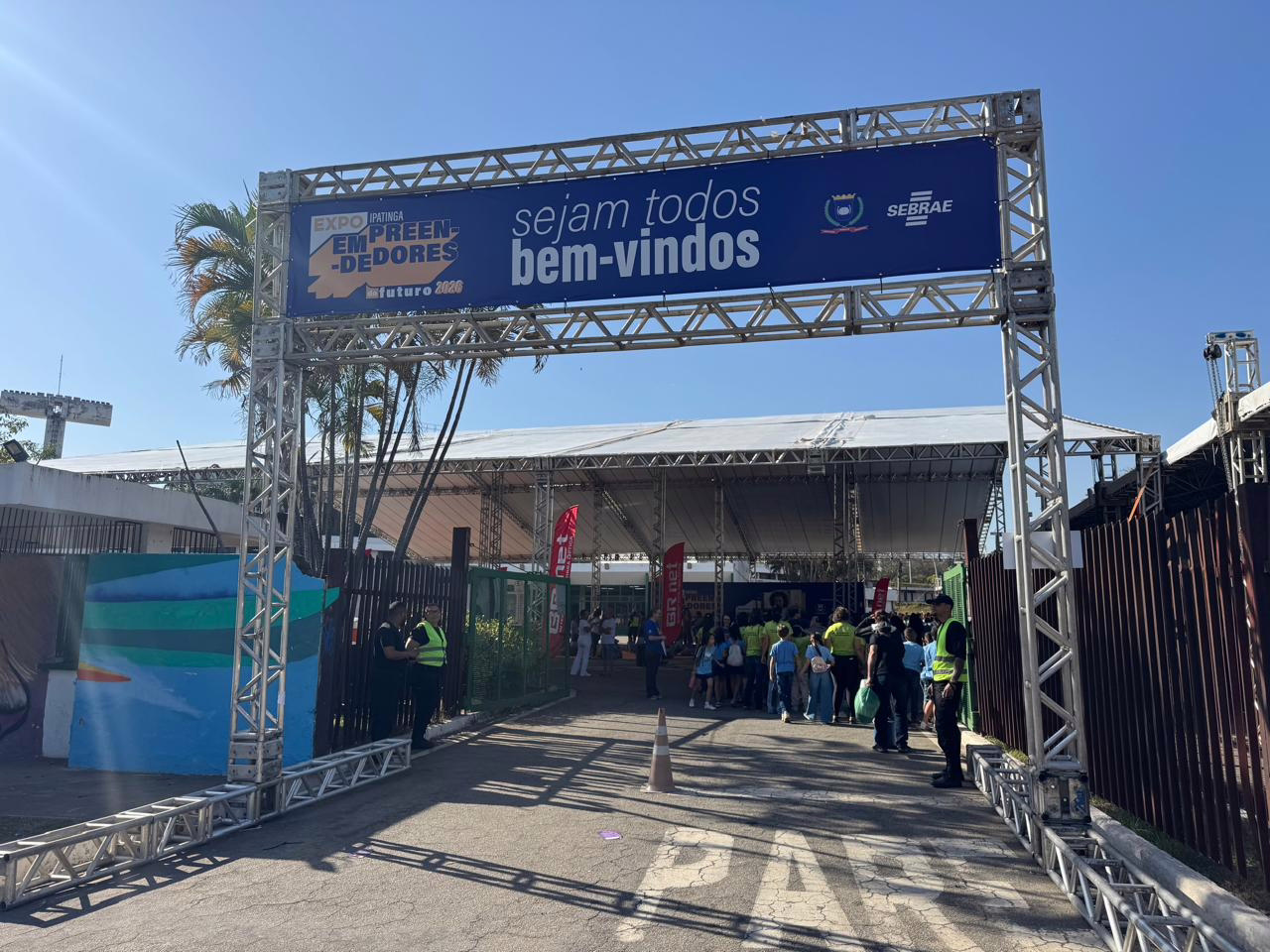 Expo Empreendedores do Futuro reúne trabalhos de 56 unidades e modalidades da rede municipal neste sábado (22), no Ipatingão; estudantes apresentam soluções desenvolvidas ao longo do ano