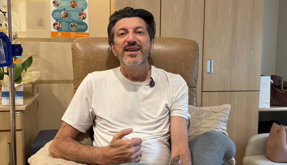 Influenciador Lito Sousa publica vídeo otimista e agradece o apoio recebido durante a internação