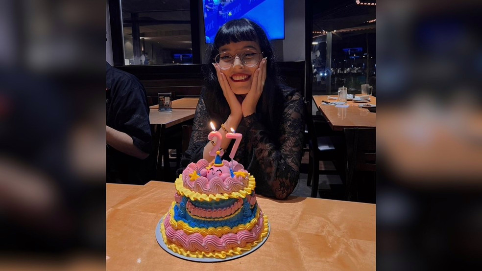 Jessya Mendes, conhecida como Jymmo, é confeiteira em Uberlândia (MG)