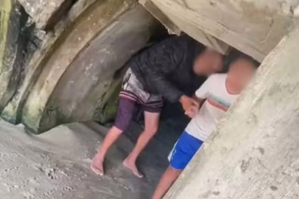 Testemunha impede estupro após homem levar garoto para debaixo de viaduto em Guarujá, SP