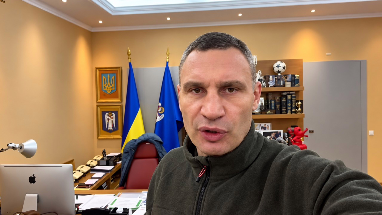 Ataques russos atingem pontes e pressionam rotina em Kiev, diz prefeito