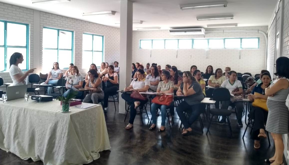 Capacitação sobre a Síndrome Pé, Mão e Boca