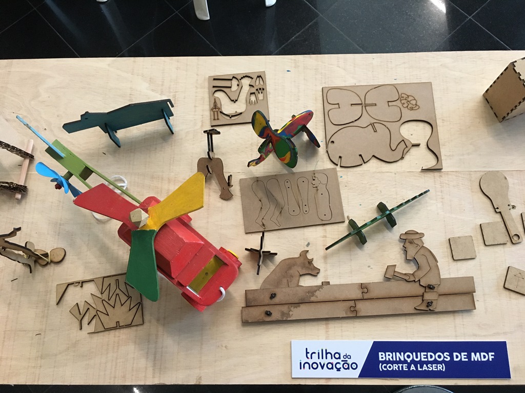 brinquedos mdf.2JPG