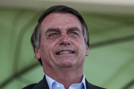 Bolsonaro questiona excesso de regras Marcos Corrêa/PR - 27.07.2019
