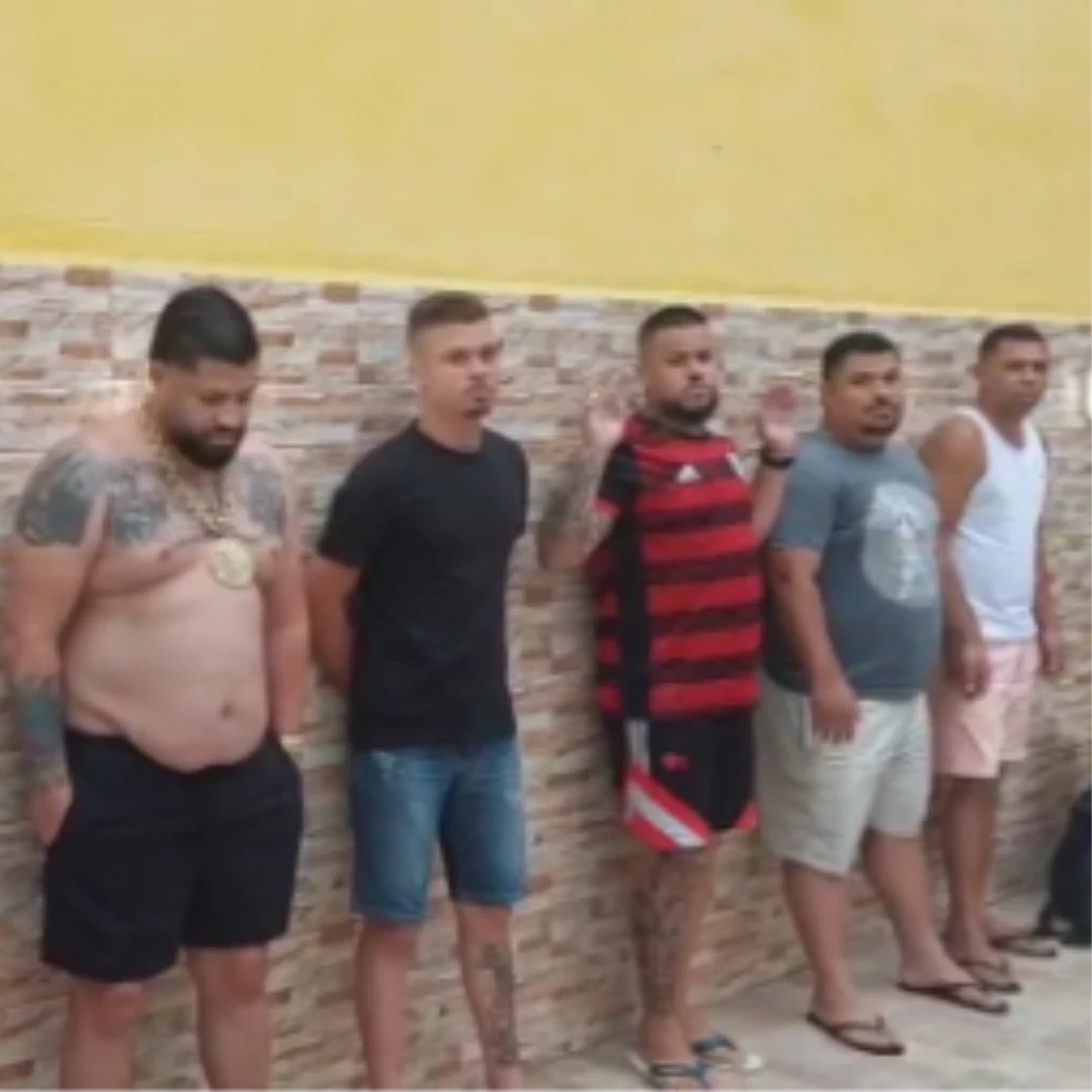 Polícia interrompe festa e prende milicianos no Rio