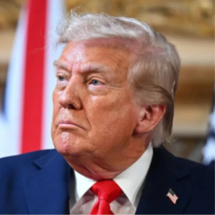 Trump autoriza operações secretas da CIA e cogita ataques militares na Venezuela