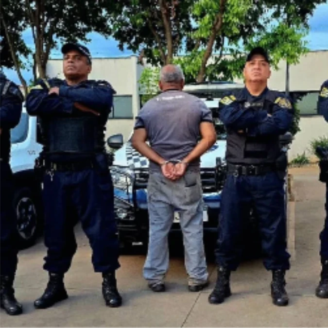 Treinador de futebol é preso por abuso de adolescentes em Goiânia