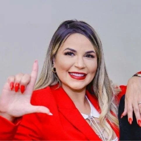 Deolane Bezerra se arrepende de apoio a Lula e critica escândalo no INSS