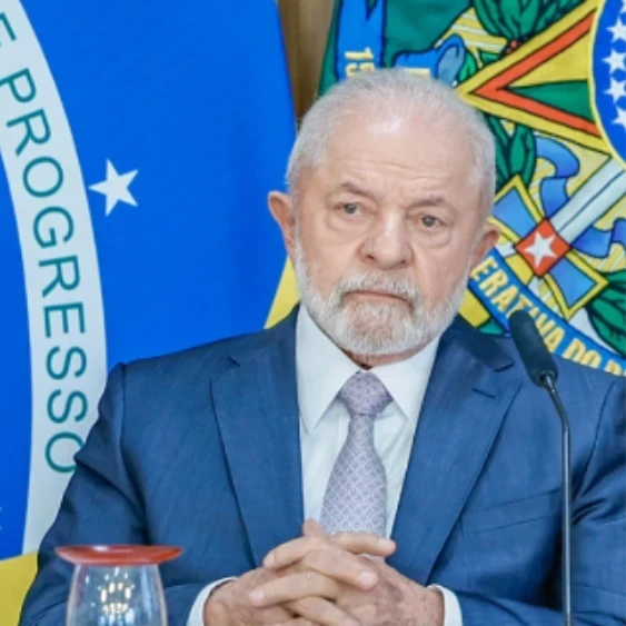 Lula expressa cansaço antes de viagem à Ásia e evento com embaixadores