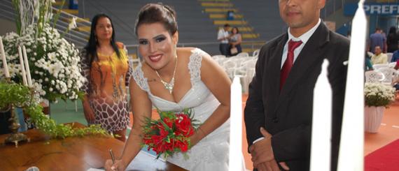 Casamento-comunitário-Timóteo-editado.jpg