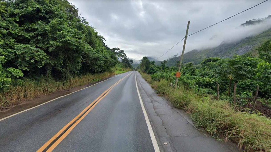O acidente aconteceu no trecho entre Timóteo-MG e Jaguaraçu-MG da BR-381. Foto: Reprodução/Google Street View