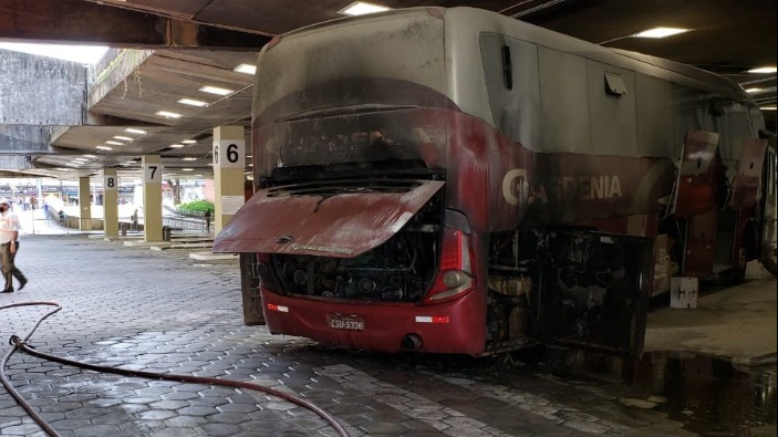 ônibus pegou fogo