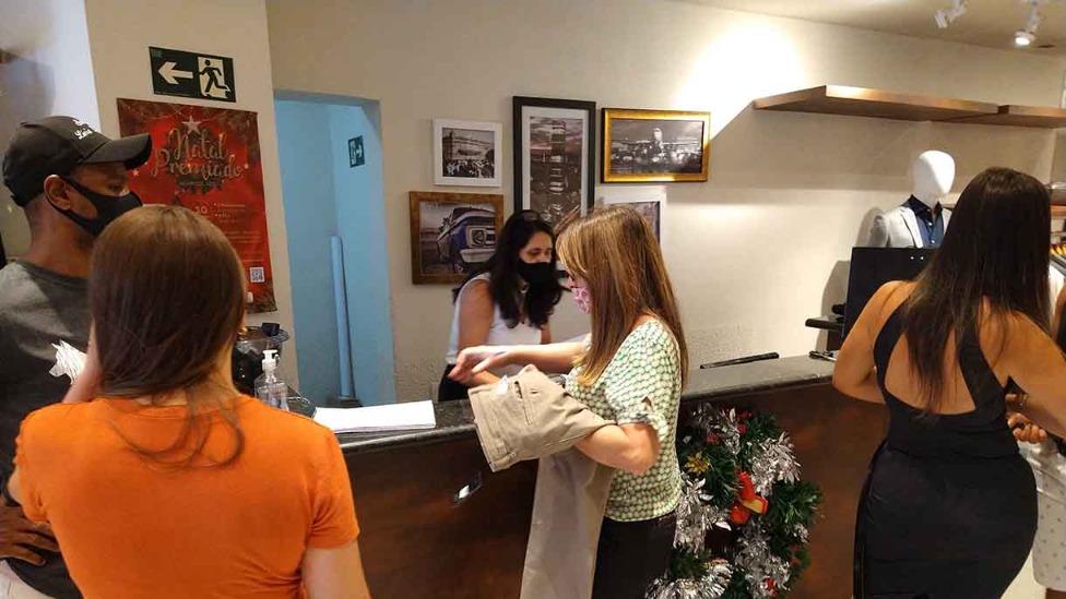 Clientes comprando em Ipatinga