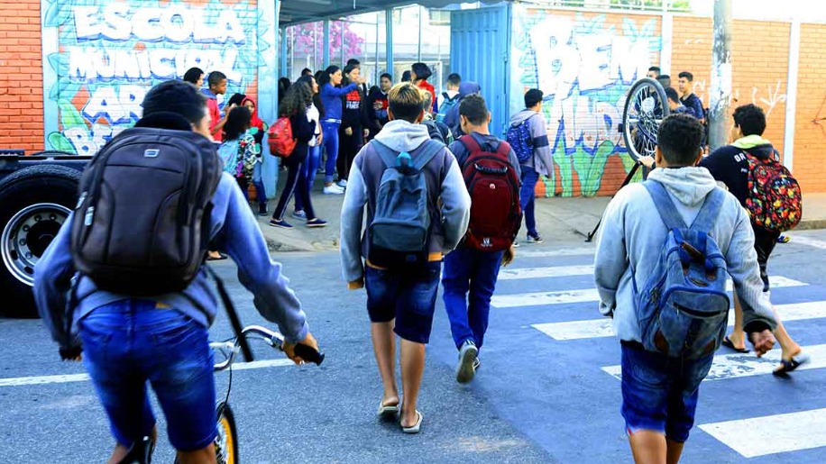 Volta às aulas em Ipatinga