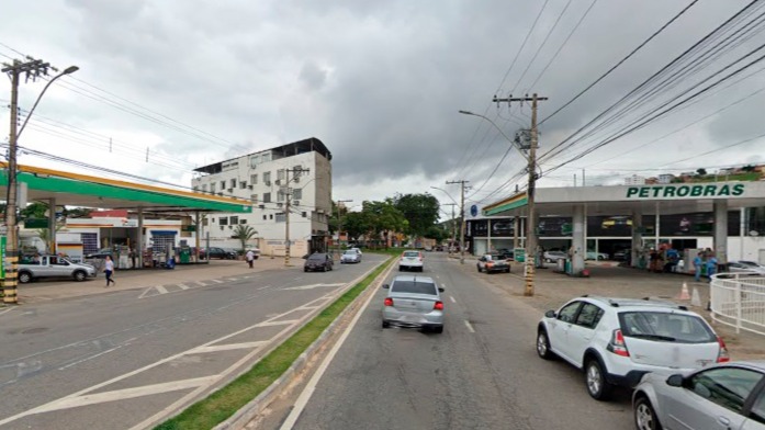 avenida Monteiro Lobato, bairro Cidade Nobre, em Ipatinga-MG