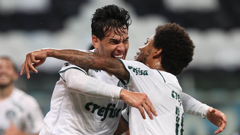 Palmeiras abre vantagem contra o Grêmio na final da Copa do Brasil