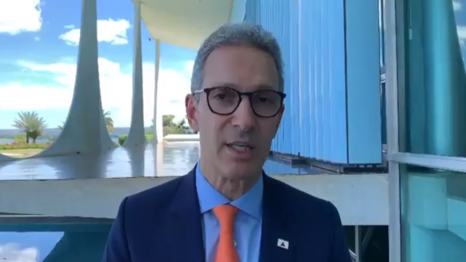 Romeu Zema vai a Brasília e pede esforço internacional para compra de vacinas