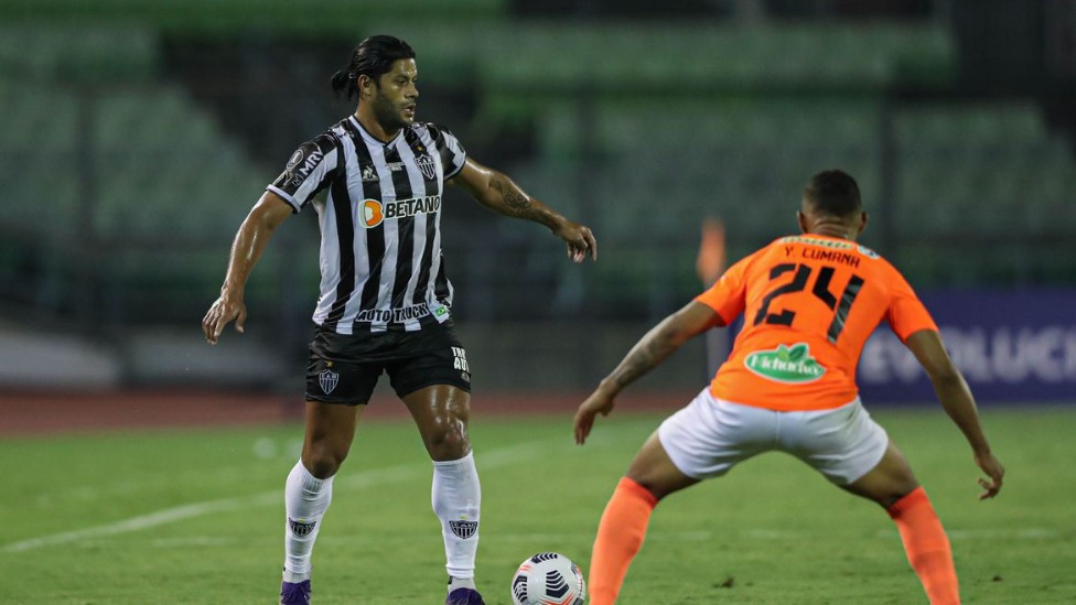 hulk em jogo do galo