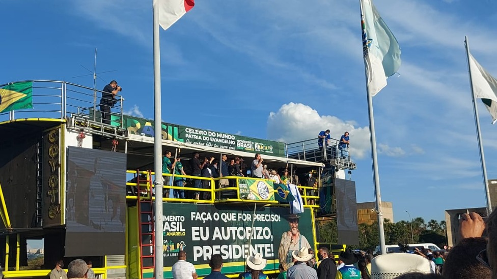 bolsonaro em manifestação