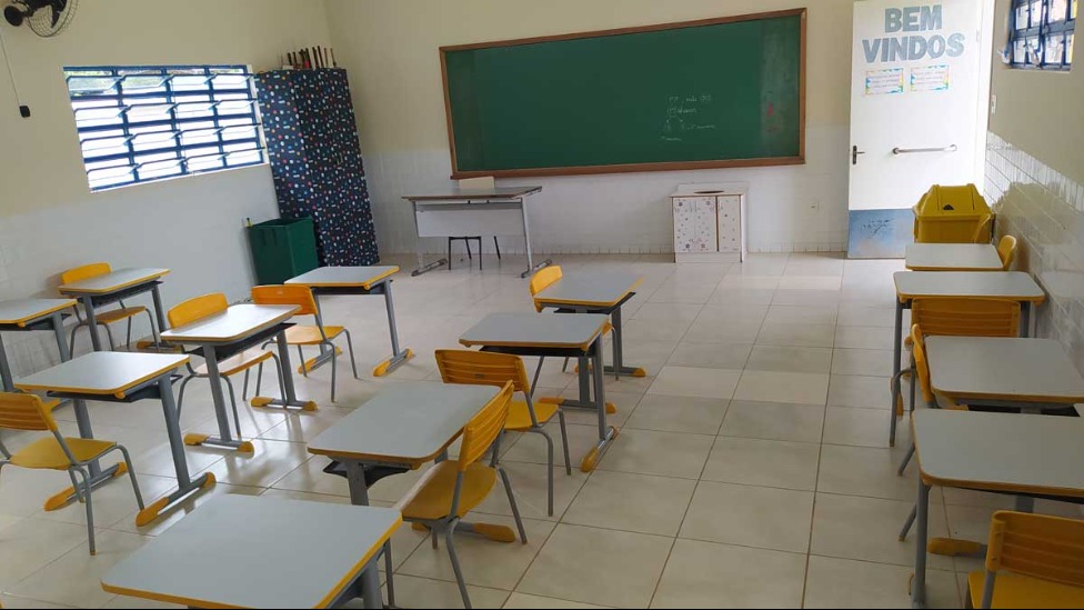 Aulas presenciais da rede municipal de ensino de Belo Oriente retornam de forma gradual