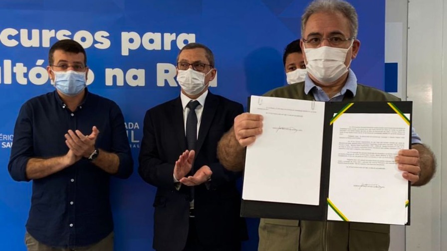Brasil aplica mais de 2,56 milhões de doses de vacina em 24 horas