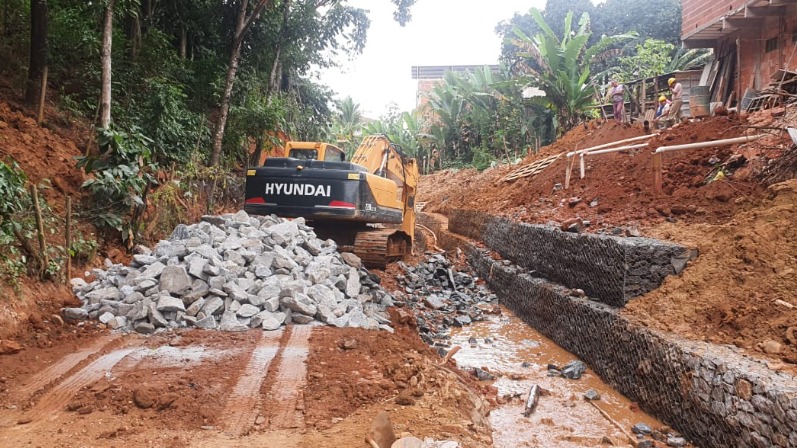 obra Vagalume Ipatinga