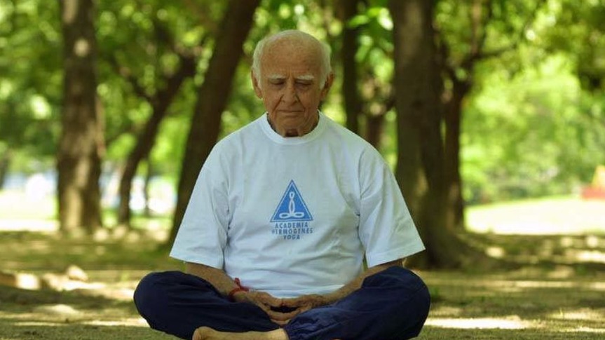 Dia Mundial da Yoga: atividade terapêutica melhora qualidade de vida