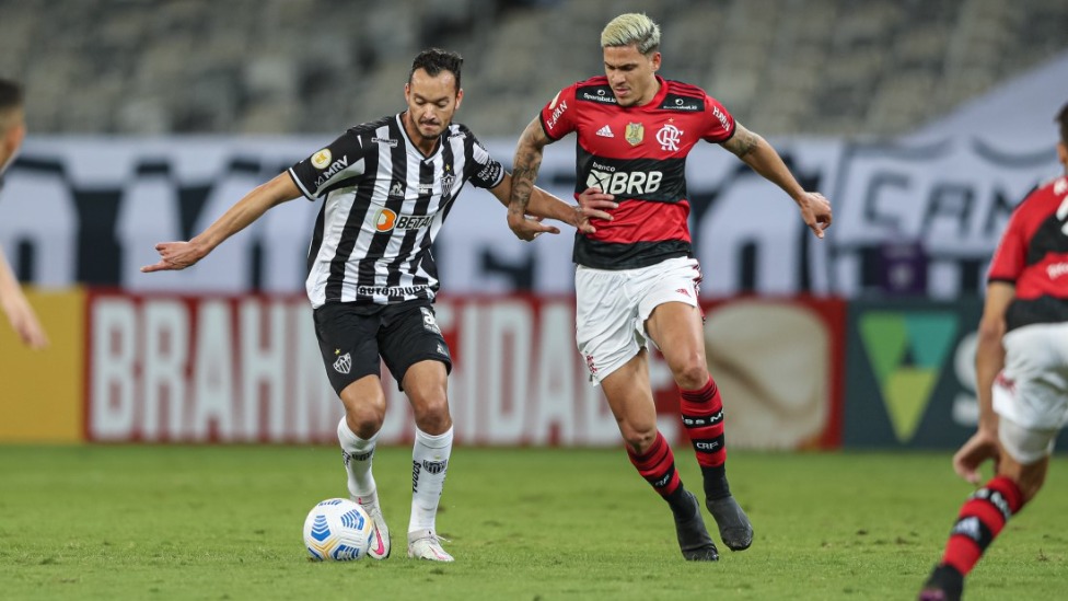 Atlético-MG vence Flamengo no Mineirão