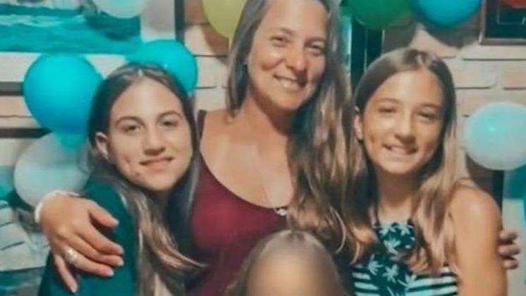 mãe e filhas