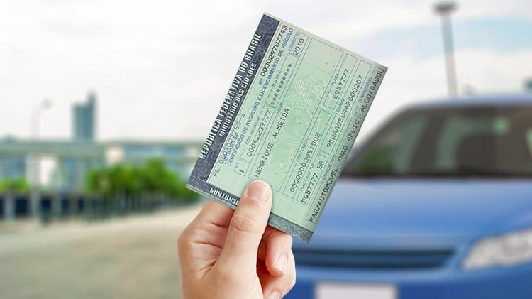 Dívidas de IPVA e taxas estaduais podem ser pagas com desconto de até 100% em juros e multas