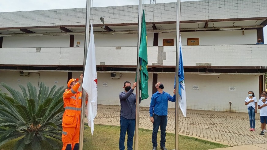 Hasteamento bandeira