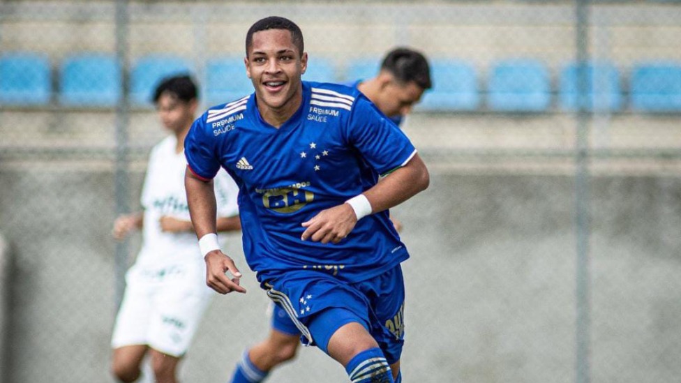 Vitor Roque