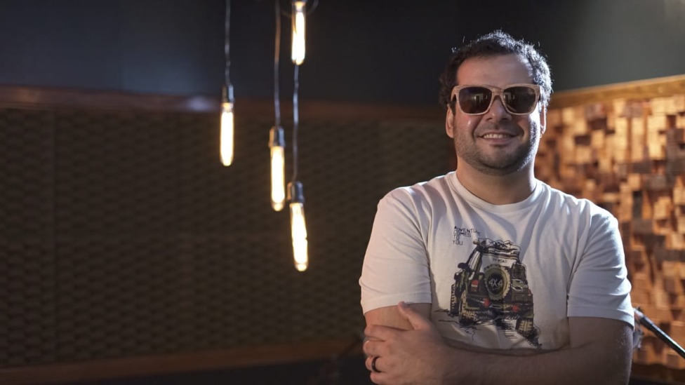 Renan Scarpati chega ao Happy Hour do Shopping Vale do Aço