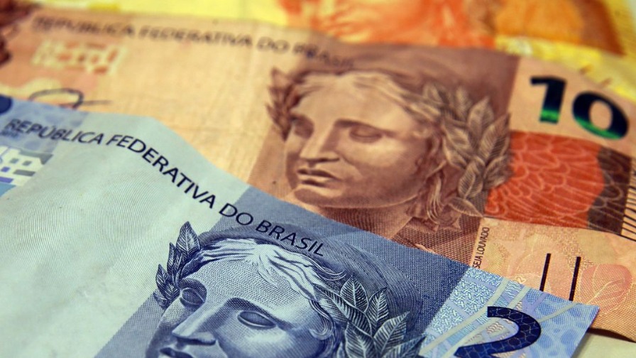 Auxílio Brasil