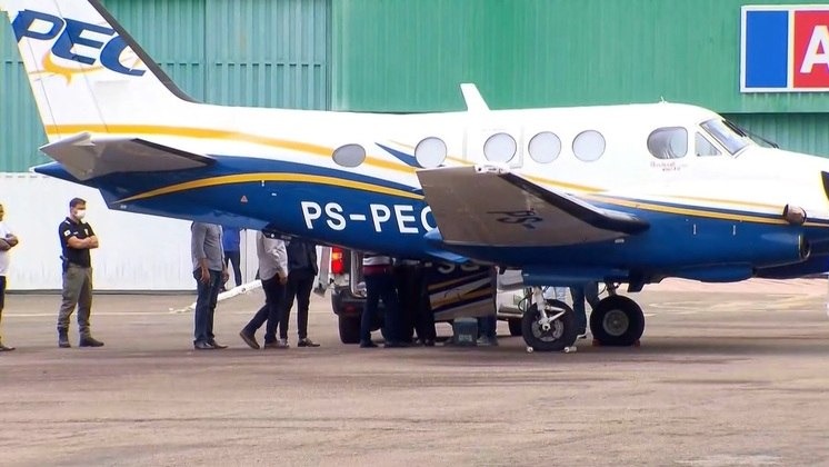 avião