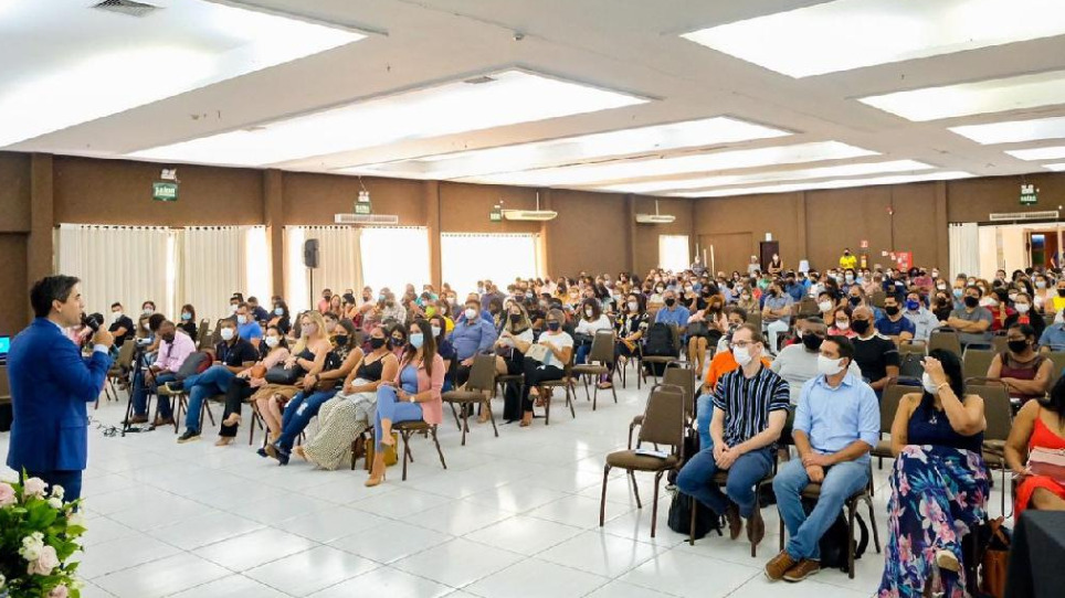  Seduc inicia formação continuada para implantação do Novo Ensino Médio 