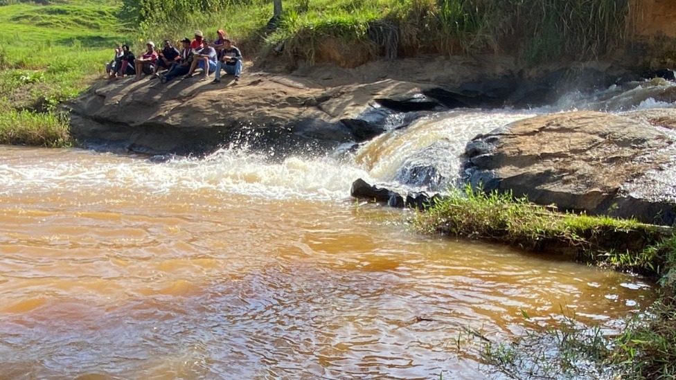 Casal morre afogado em cachoeira
